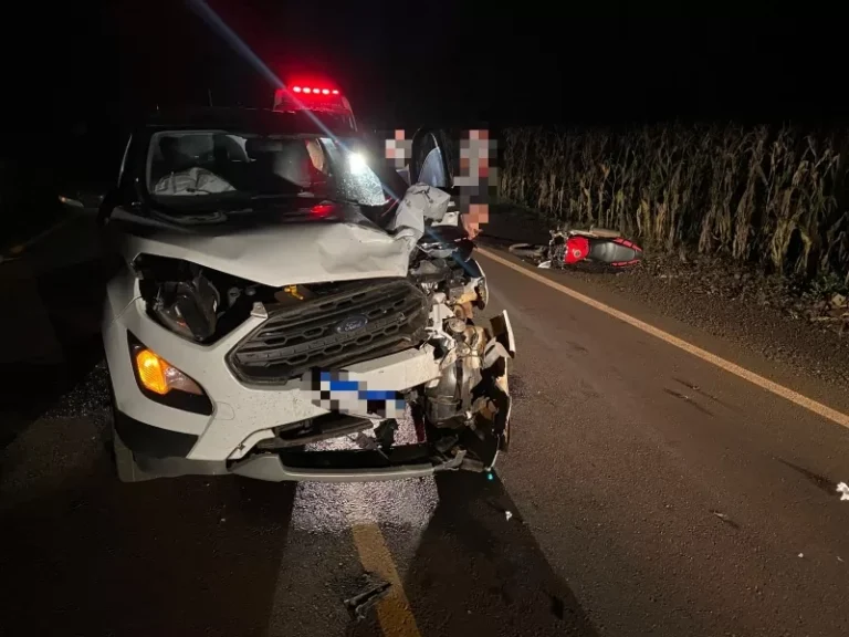 Motociclista de 20 anos morre após se envolver em acidente no interior de Mercedes